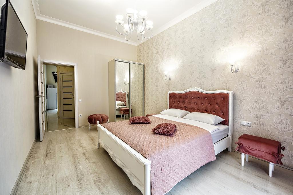 American Apartment Lviv Exterior photo